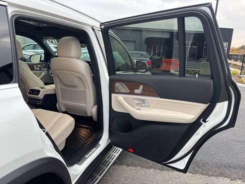 Used 2025 Mercedes-Benz GLS 450 GLS 450 image 16
