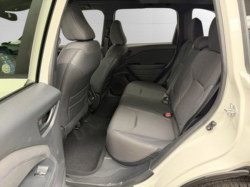 Used 2025 Subaru Forester Premium image 13