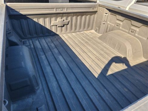 Used 2025 Chevrolet Silverado 1500 LT w/ Protection Package image 10