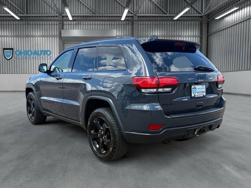 Used 2018 Jeep Grand Cherokee Laredo AWD/4WD image 6
