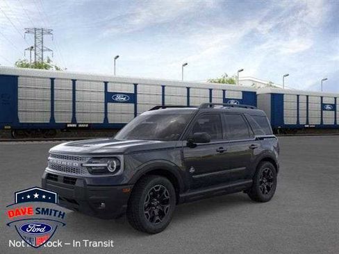 New 2025 Ford Bronco Sport Outer Banks w/ Topo Graphic Package image 1