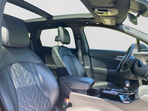 Certified 2024 Kia Sportage X-Line w/ X-Line Premium Package AWD/4WD image 11