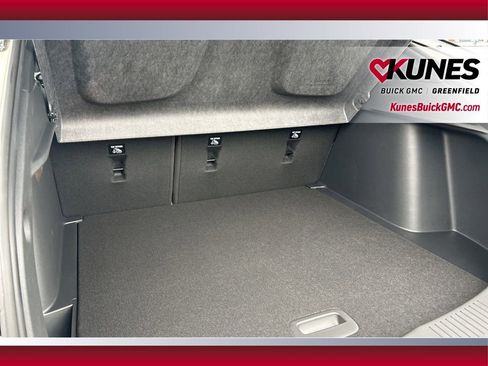 New 2026 Buick Envista Sport Touring w/ Studio Series image 38