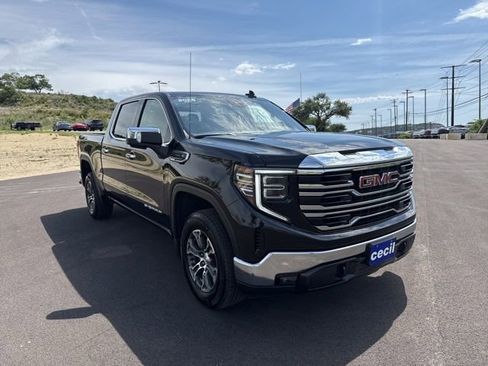 Used 2026 GMC Sierra 1500 SLT AWD/4WD image 3