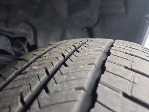 Used 2024 Ford Expedition XLT image 7