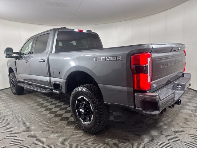 Certified 2026 Ford F350 Platinum w/ Tremor Off-Road Package AWD/4WD image 6