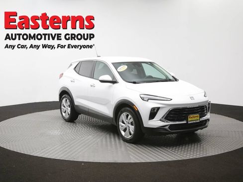 Used 2024 Buick Encore GX Preferred FWD image 49