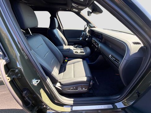 New 2026 Hyundai Palisade Calligraphy image 16