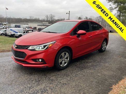 Used 2017 Chevrolet Cruze LS image 11