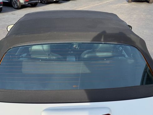 Used 2003 Ford Thunderbird image 44