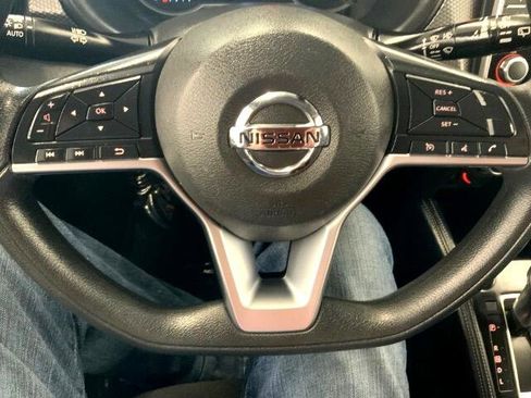 Used 2020 Nissan Kicks SV image 21