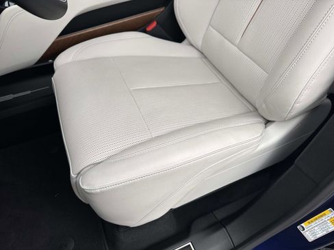 New 2026 Cadillac Vistiq Sport AWD/4WD image 19