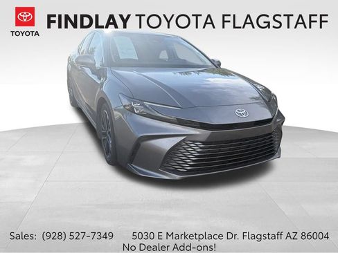 Used 2025 Toyota Camry XLE w/ Premium Package FWD image 1