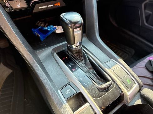 Used 2019 Honda Civic EX image 34