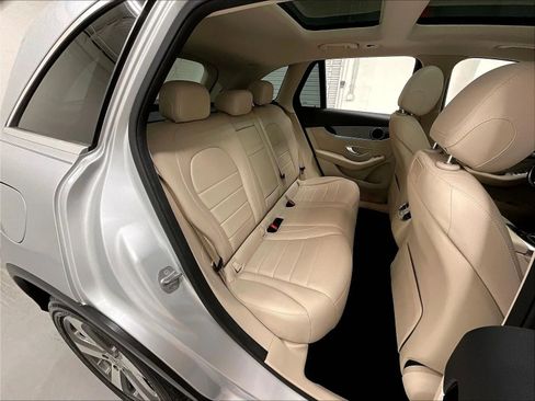 Used 2019 Mercedes-Benz GLC 300 image 15