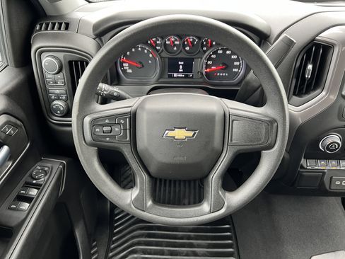 Used 2022 Chevrolet Silverado 1500 Custom image 23