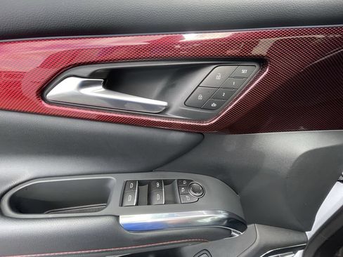 Certified 2026 Chevrolet Traverse RS FWD image 23