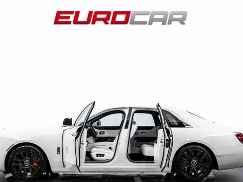 Used 2024 Rolls-Royce Ghost *STARLIGHT HEADLINER* image 3