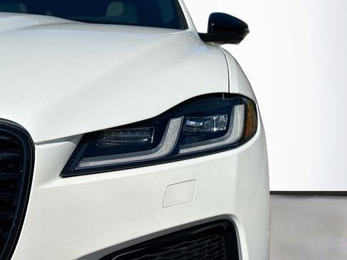 New 2026 Jaguar F-PACE R-Dynamic S image 9