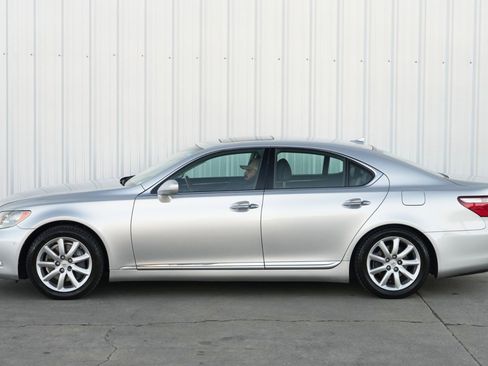 Used 2007 Lexus LS 460 image 48