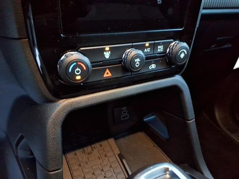 Used 2024 Ford Ranger XLT w/ Trailer Tow Package image 43