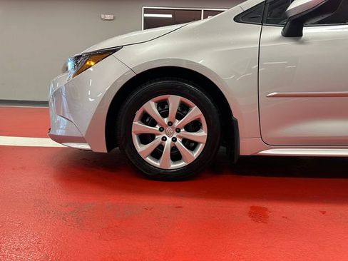 Used 2024 Toyota Corolla LE FWD image 28