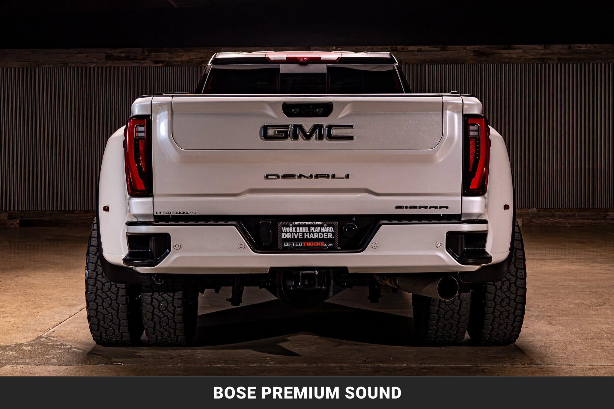 Used 2024 GMC Sierra 3500 Denali Ultimate AWD/4WD image 7