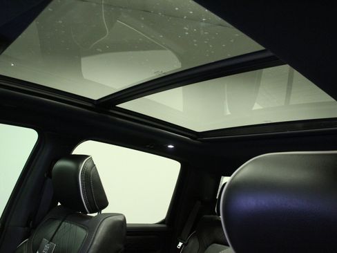 Used 2025 RAM 1500 Limited image 10