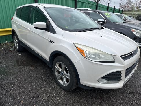 Used 2013 Ford Escape SE image 1
