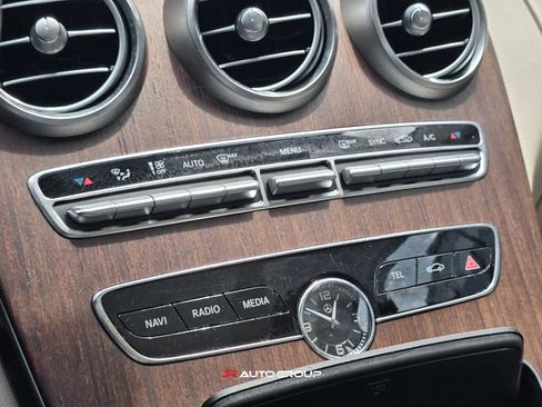 Used 2019 Mercedes-Benz C 300 4MATIC Sedan image 51