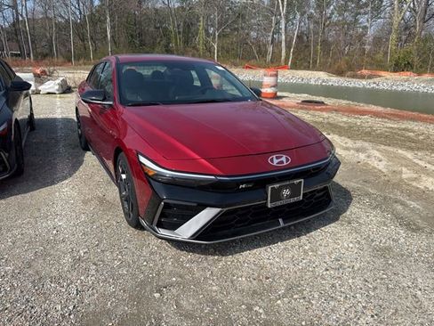 Used 2025 Hyundai Elantra N Line image 2