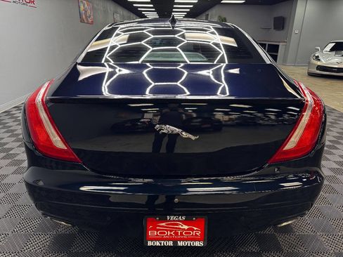 Used 2016 Jaguar XJ R-Sport image 10