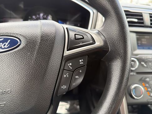 Used 2017 Ford Fusion S FWD image 25