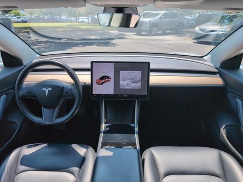 Used 2018 Tesla Model 3 Long Range RWD image 22