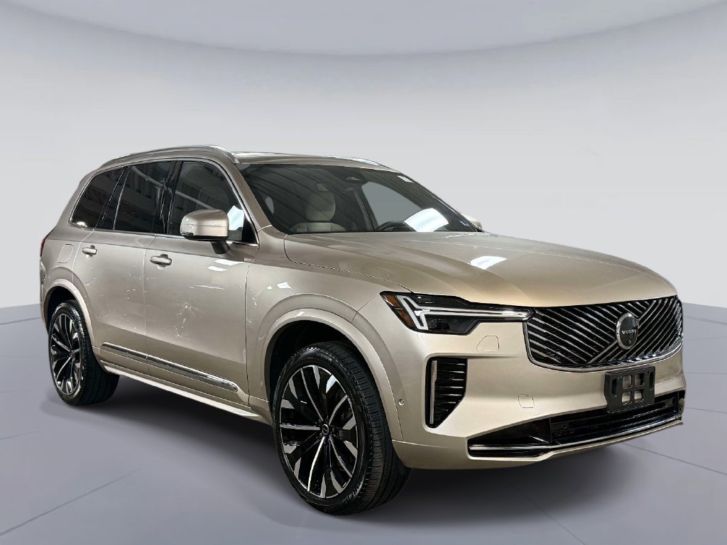 Used 2025 Volvo XC90 B6 Plus AWD/4WD image 9