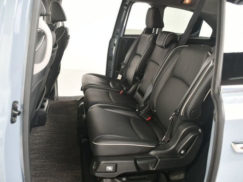 Used 2024 Honda Odyssey Elite image 33