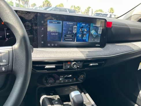 New 2026 Nissan Kicks SV FWD image 29