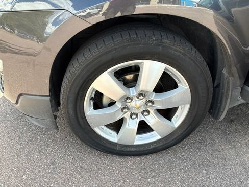 Used 2014 Chevrolet Traverse LTZ w/ LPO, 'HIT The Road' Package AWD/4WD image 9