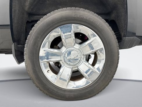 Used 2018 Chevrolet Silverado 1500 LTZ Z71 image 12