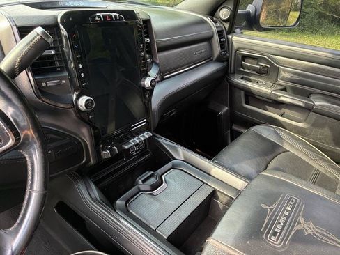Used 2022 RAM 2500 Limited AWD/4WD image 12