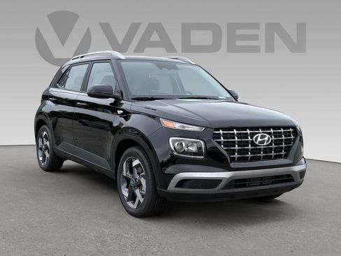 New 2026 Hyundai Venue SEL FWD image 61