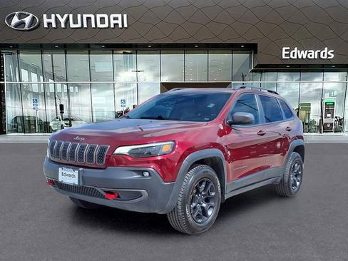 Used 2019 Jeep Cherokee Trailhawk w/ Cold Weather Group AWD/4WD image 1