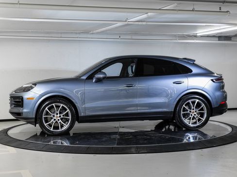 Certified 2026 Porsche Cayenne Coupe AWD/4WD image 2