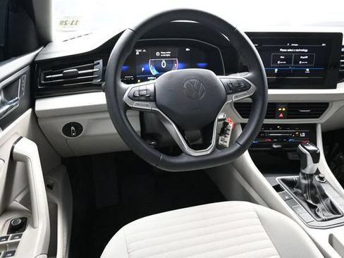 Used 2025 Volkswagen Jetta S FWD image 11