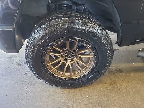 Used 2020 RAM 1500 Big Horn RWD image 3