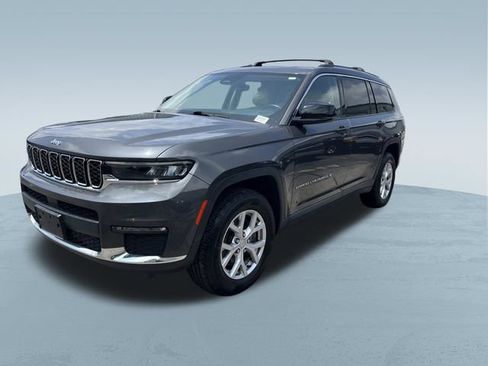 Used 2022 Jeep Grand Cherokee L Limited AWD/4WD image 9