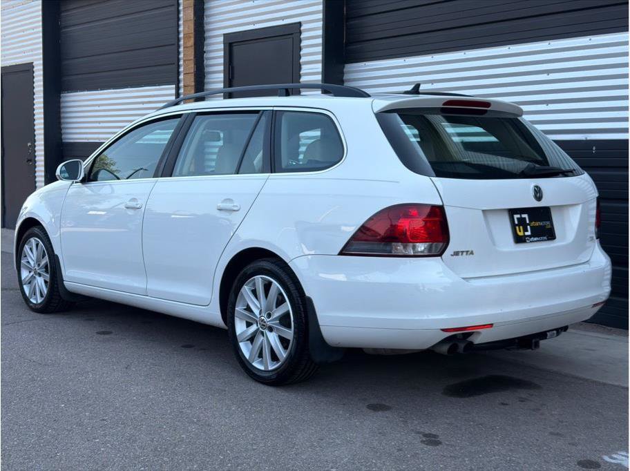 Used 2013 Volkswagen Jetta TDI FWD image 8