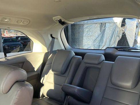 Used 2012 Honda Odyssey Touring image 35