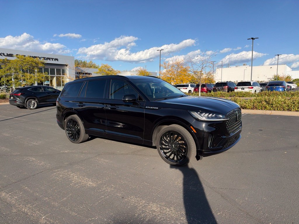 Used 2025 Lincoln Aviator Reserve w/ Jet Appearance Package AWD/4WD image 20