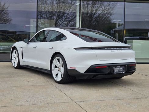 Used 2020 Porsche Taycan Turbo S image 3